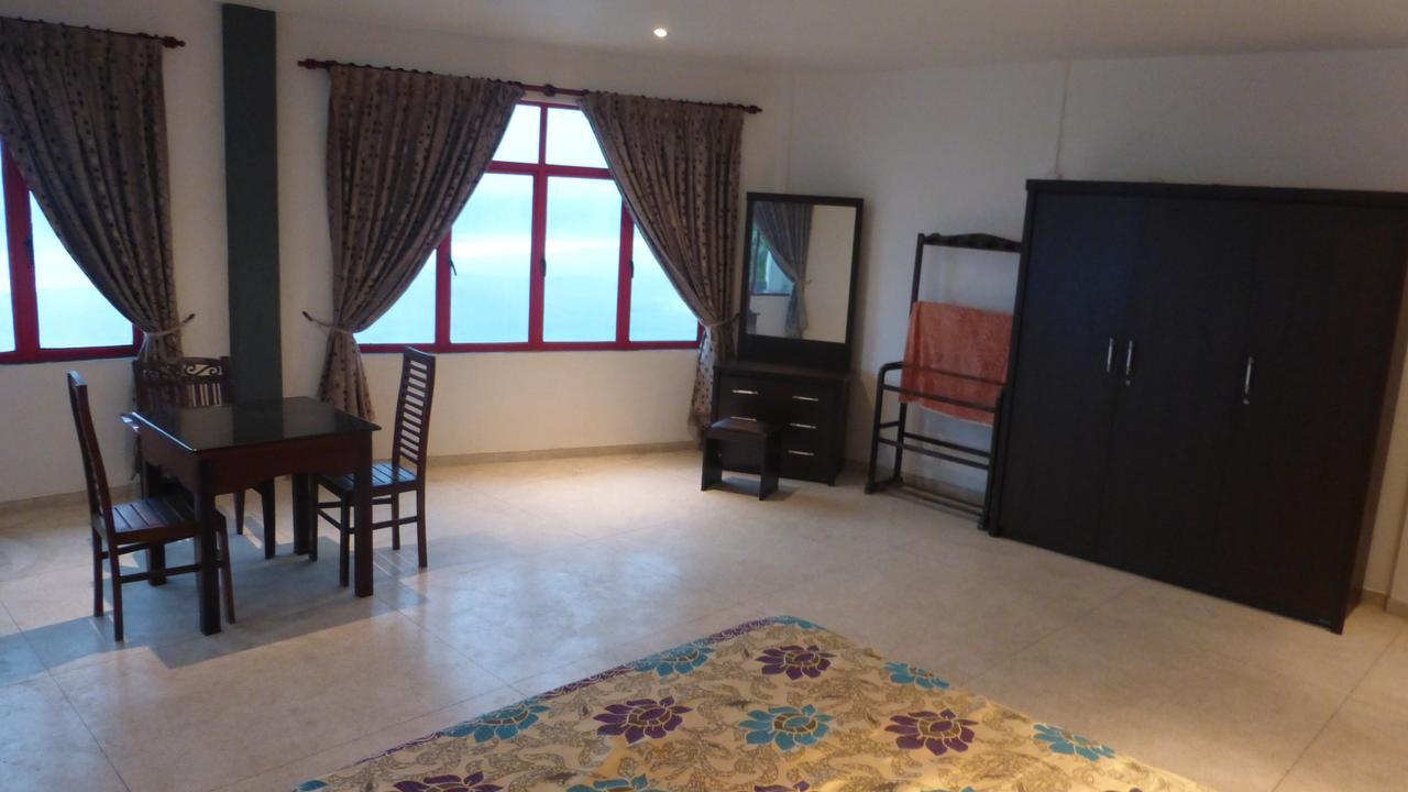 Ocean Reef Hotel Hikkaduwa Εξωτερικό φωτογραφία