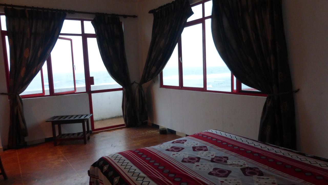 Ocean Reef Hotel Hikkaduwa Εξωτερικό φωτογραφία