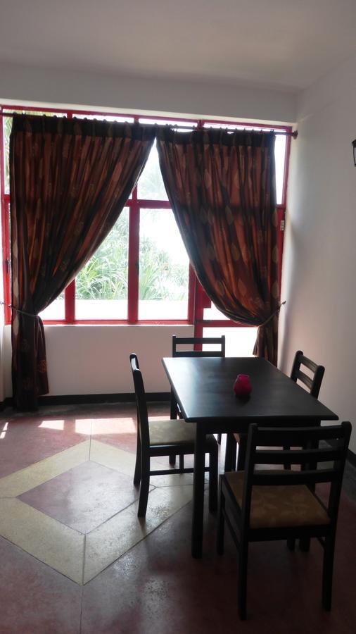 Ocean Reef Hotel Hikkaduwa Εξωτερικό φωτογραφία